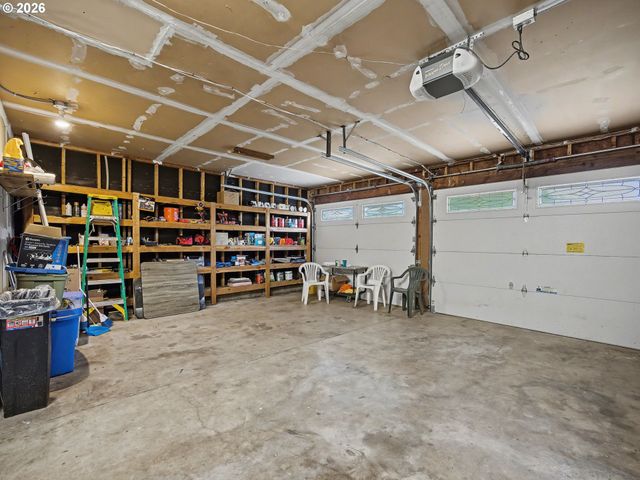 1185 Ne HACIENDA Ln, Gresham, OR 97030