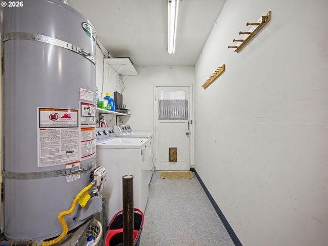 1185 Ne HACIENDA Ln, Gresham, OR 97030