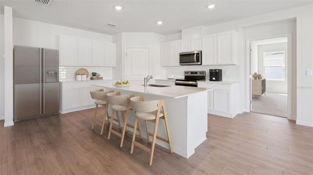 24212 NW 13TH BOULEVARD, Newberry, FL 32669