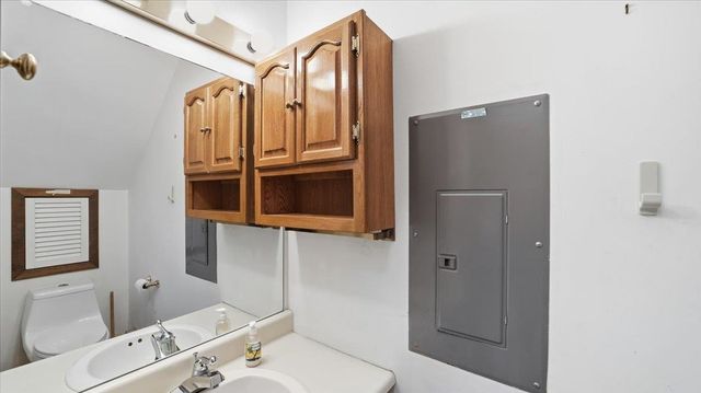 4 Mechanic St Apt 9, Montpelier, VT 05602