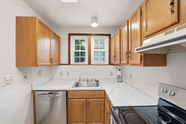 4 Mechanic St Apt 9, Montpelier, VT 05602