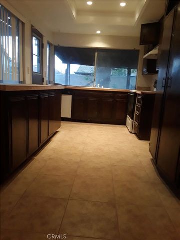 2248 N Arrowhead, Rialto, CA 92377