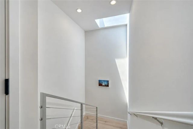 2925 S Cloverdale Avenue, Los Angeles, CA 90016