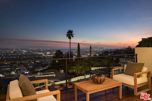 1525 Marlay Drive, Los Angeles, CA 90069