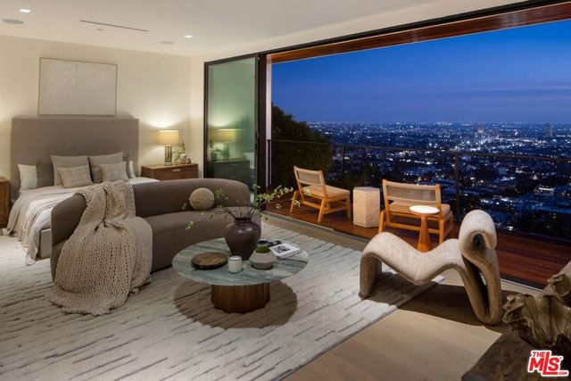 1525 Marlay Drive, Los Angeles, CA 90069