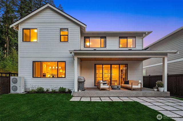 33642 Juniper Avenue SE, Black Diamond, WA 98010