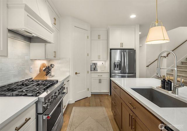 33642 Juniper Avenue SE, Black Diamond, WA 98010