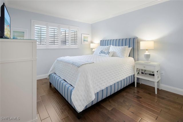 4160 Crayton RD A5, Naples, FL 34103