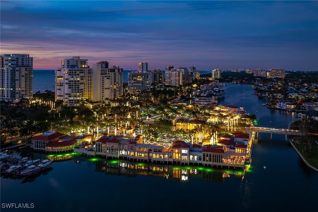 4160 Crayton RD A5, Naples, FL 34103