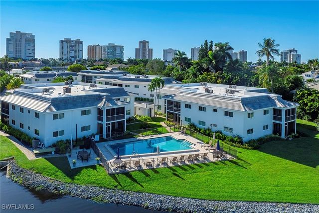 4160 Crayton RD A5, Naples, FL 34103