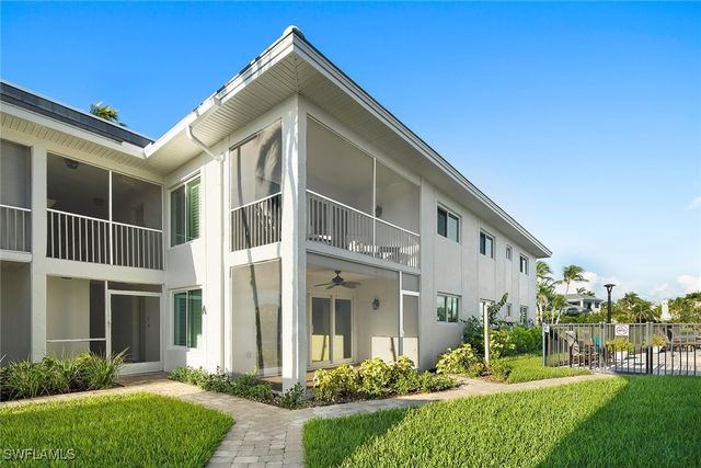 4160 Crayton RD A5, Naples, FL 34103