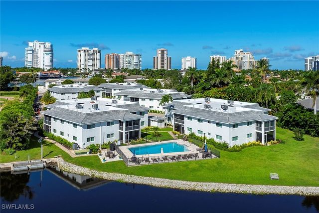 4160 Crayton RD A5, Naples, FL 34103