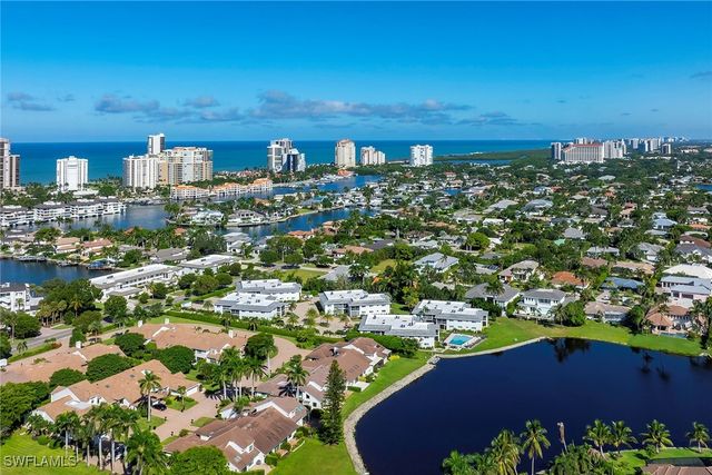 4160 Crayton RD A5, Naples, FL 34103