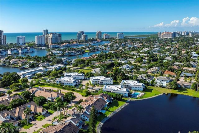 4160 Crayton RD A5, Naples, FL 34103