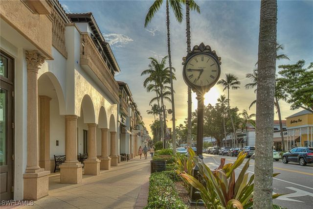 4160 Crayton RD A5, Naples, FL 34103