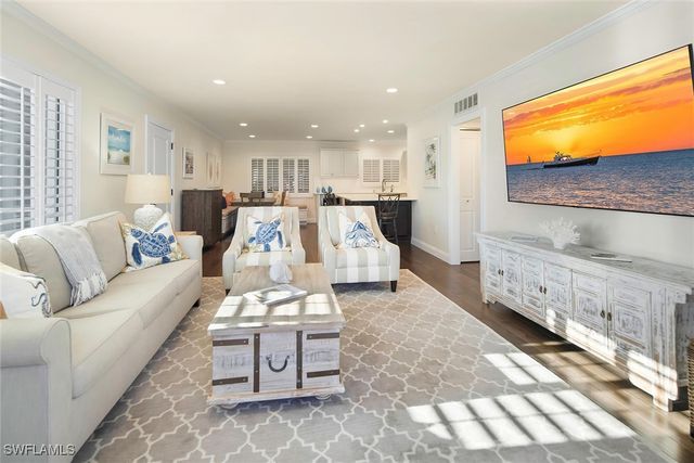 4160 Crayton RD A5, Naples, FL 34103