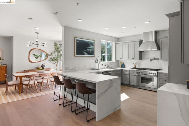 6839 Sherwick Dr, Berkeley, CA 94705