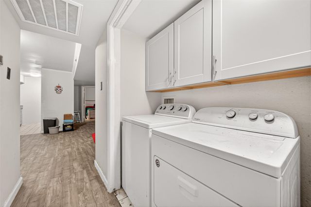 8421 Hearth Drive 3, Houston, TX 77054