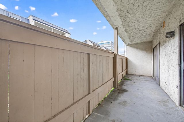 8421 Hearth Drive 3, Houston, TX 77054