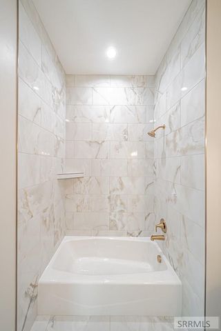 6369 Glass Mountain Boulevard, Idaho Falls, ID 83404