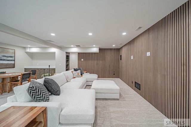 6369 Glass Mountain Boulevard, Idaho Falls, ID 83404