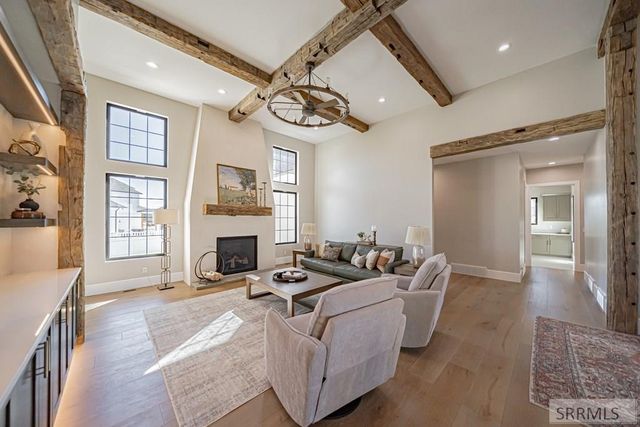 6369 Glass Mountain Boulevard, Idaho Falls, ID 83404