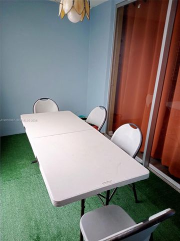319 NE 14th Ave 604, Hallandale Beach, FL 33009