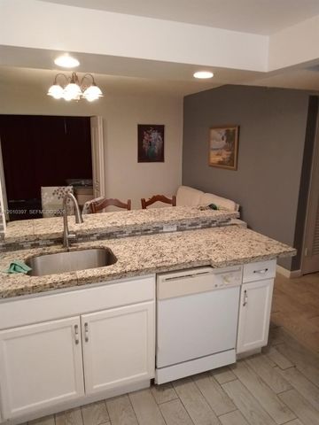 319 NE 14th Ave 604, Hallandale Beach, FL 33009