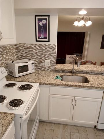 319 NE 14th Ave 604, Hallandale Beach, FL 33009