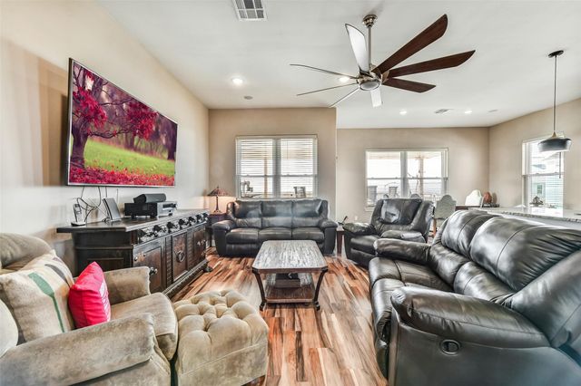 3730 Mendocino Drive, Galveston, TX 77554