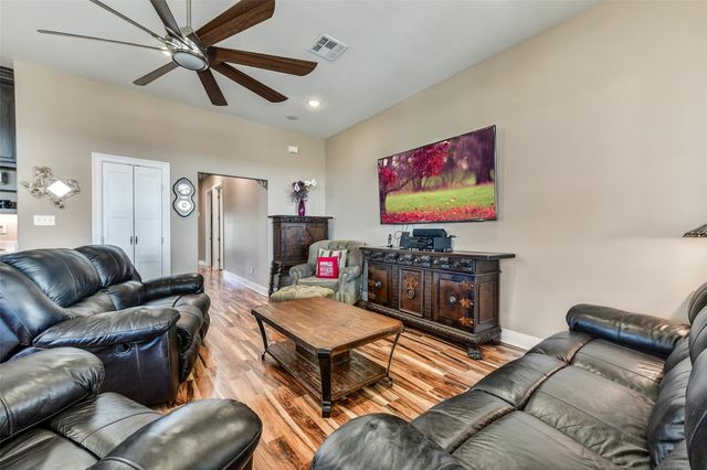 3730 Mendocino Drive, Galveston, TX 77554