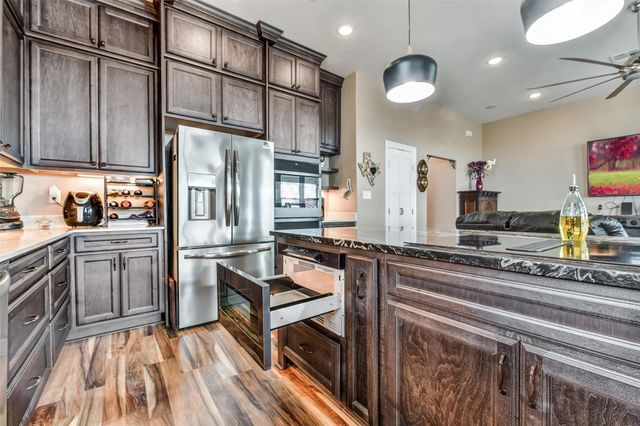 3730 Mendocino Drive, Galveston, TX 77554