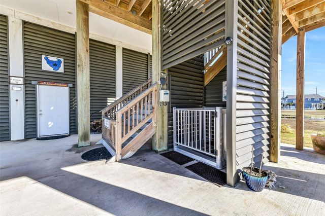 3730 Mendocino Drive, Galveston, TX 77554