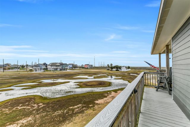 3730 Mendocino Drive, Galveston, TX 77554