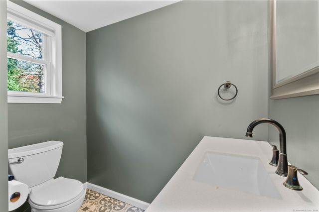 1902 South Street, Coventry, CT 06238
