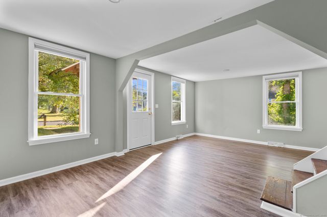 1902 South Street, Coventry, CT 06238