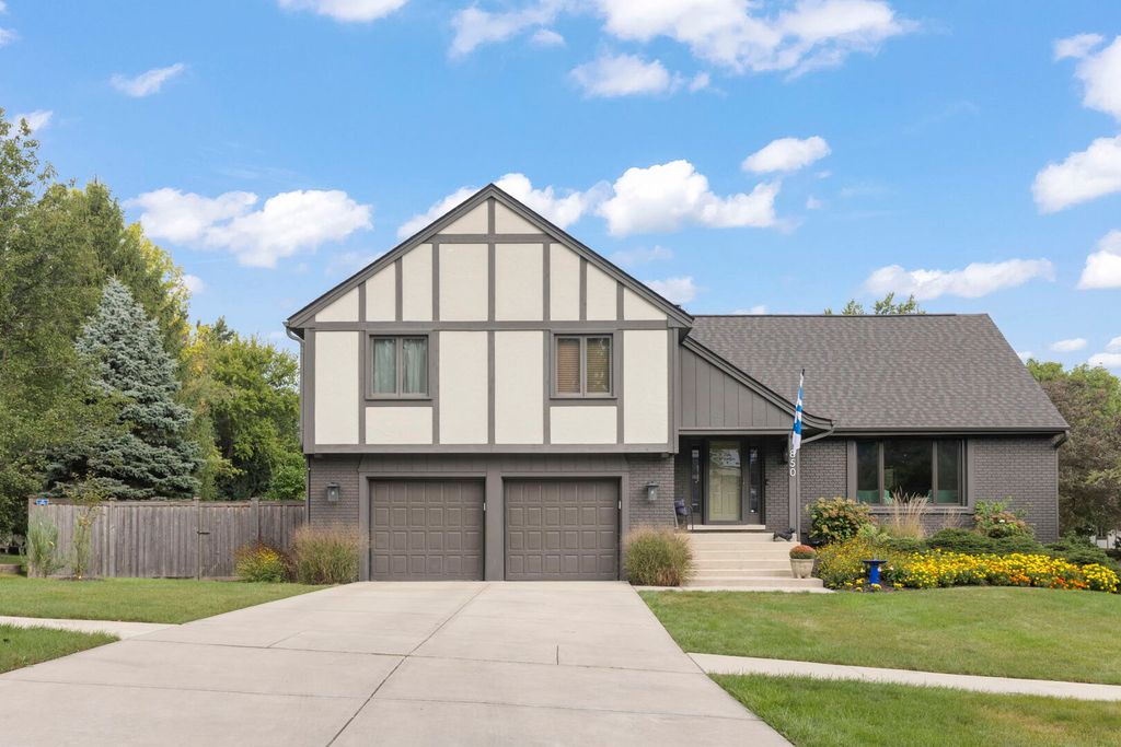 850 Glen Crest Drive, Glen Ellyn, IL 60137 — exterior