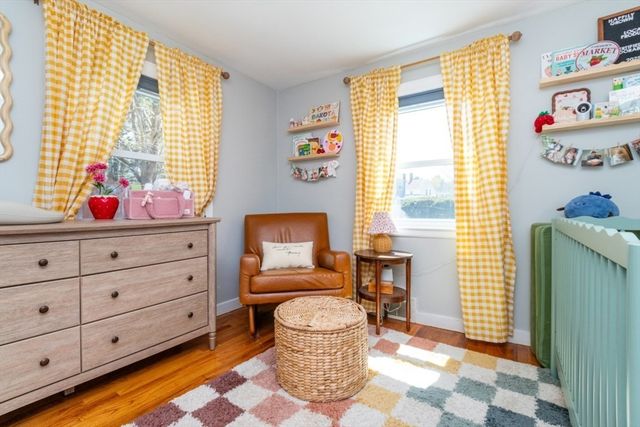 9 Sunset Ave, Holbrook, MA 02343