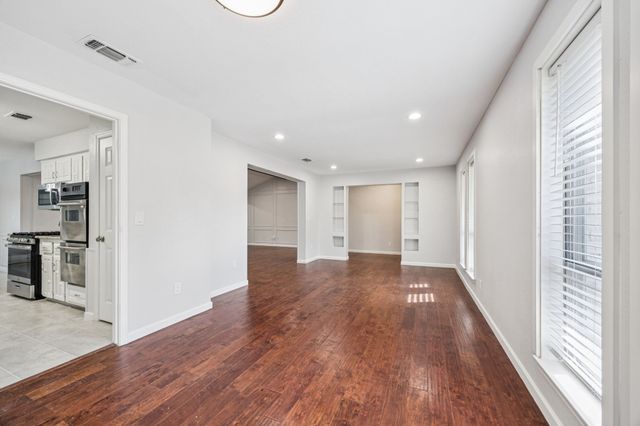 2413 Bluffton Drive, Plano, TX 75075