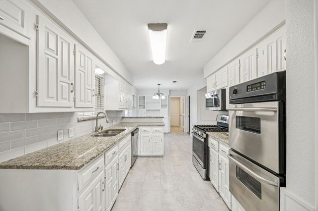 2413 Bluffton Drive, Plano, TX 75075