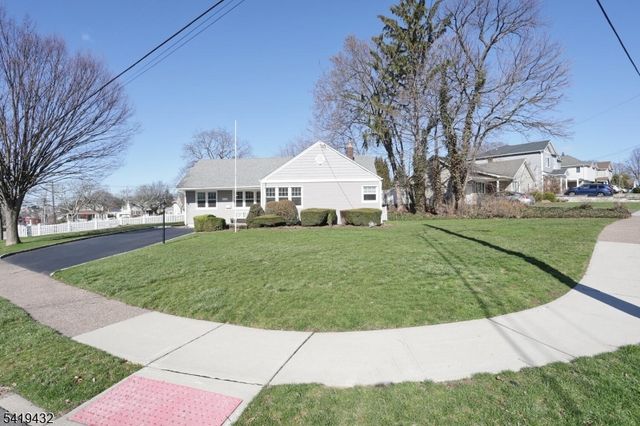 1503 Everett Ter, Fair Lawn Boro, NJ 07410