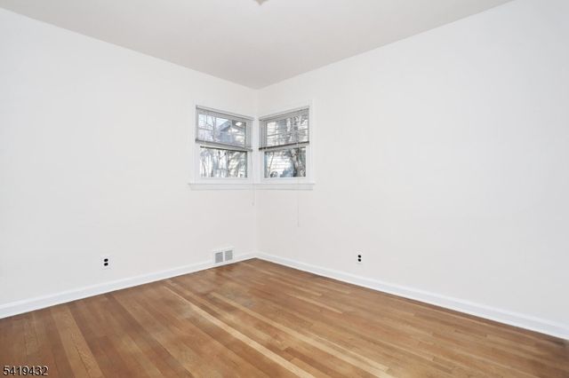 1503 Everett Ter, Fair Lawn Boro, NJ 07410