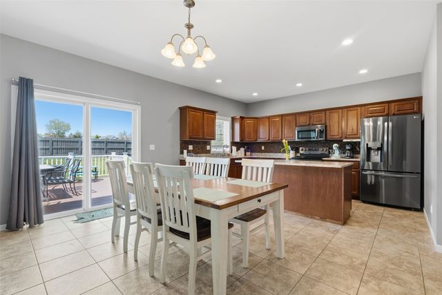 2705 44th Street, Marion, IA 52302