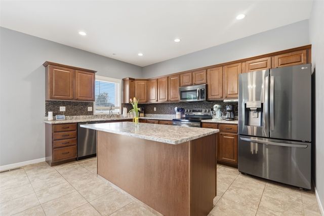 2705 44th Street, Marion, IA 52302