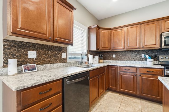2705 44th Street, Marion, IA 52302