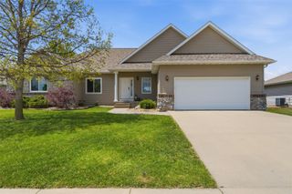 2705 44th Street, Marion, IA 52302