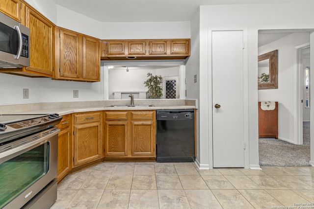 11520 Huebner Rd Apt 201, San Antonio, TX 78230