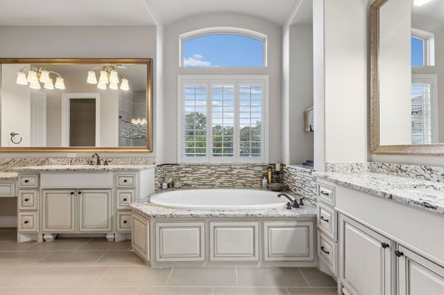 1021 Berkshire Road, Southlake, TX 76092