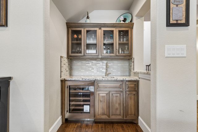 1021 Berkshire Road, Southlake, TX 76092