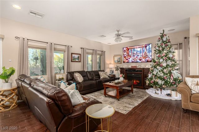 840 Tarbet Avenue, Henderson, NV 89012